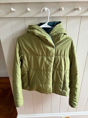 Stio Olive Green Hooded Puffer Jacket